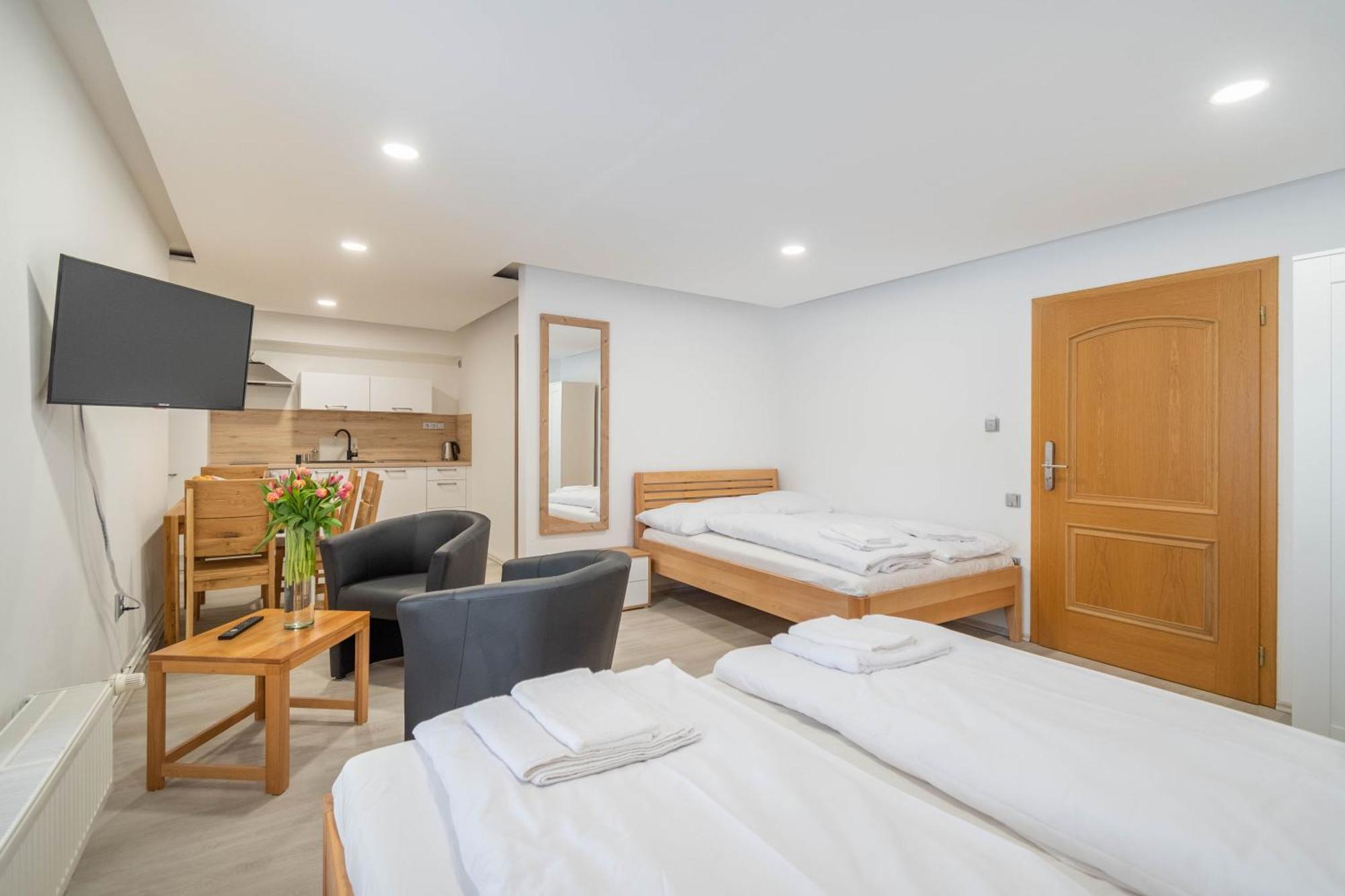 Kokorin Apartments Phòng bức ảnh